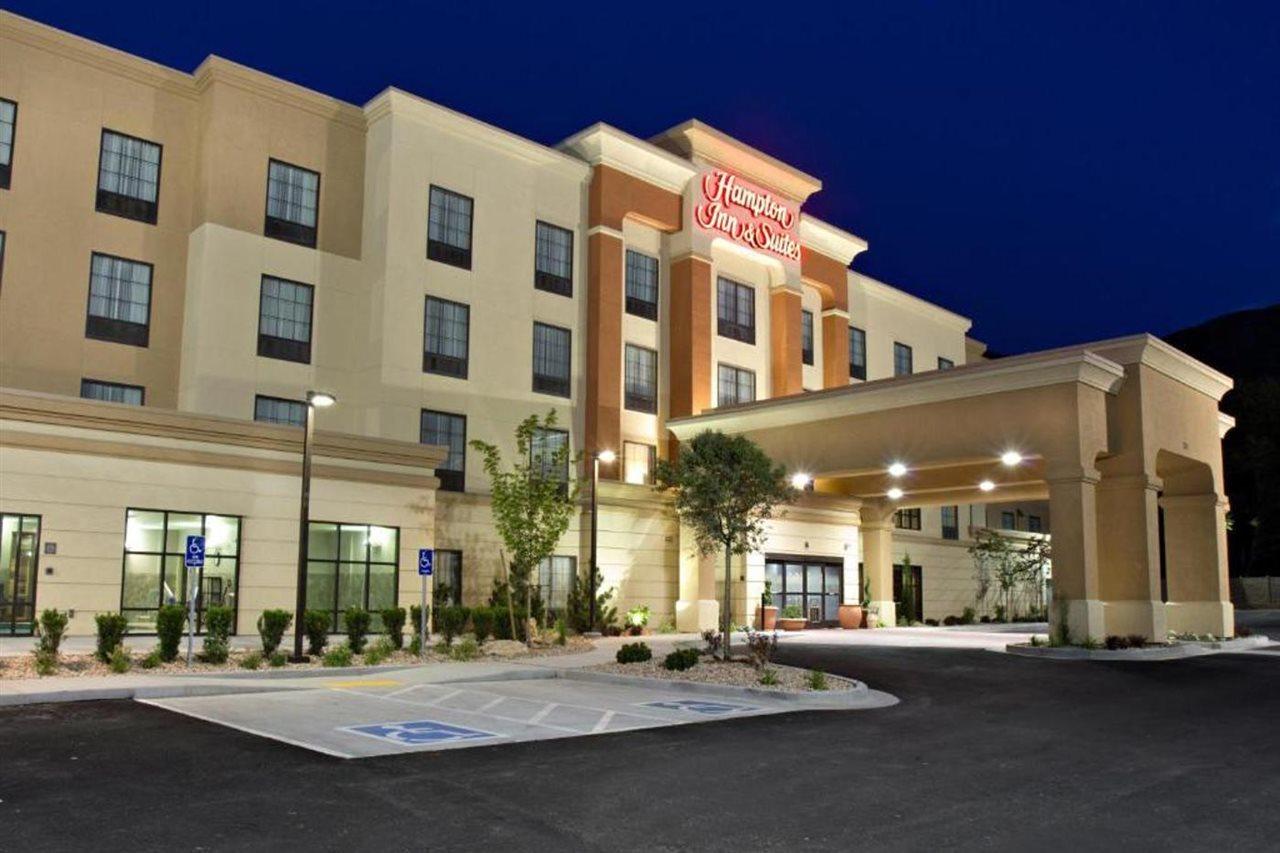 Hampton Inn & Suites Фармингтон Экстерьер фото