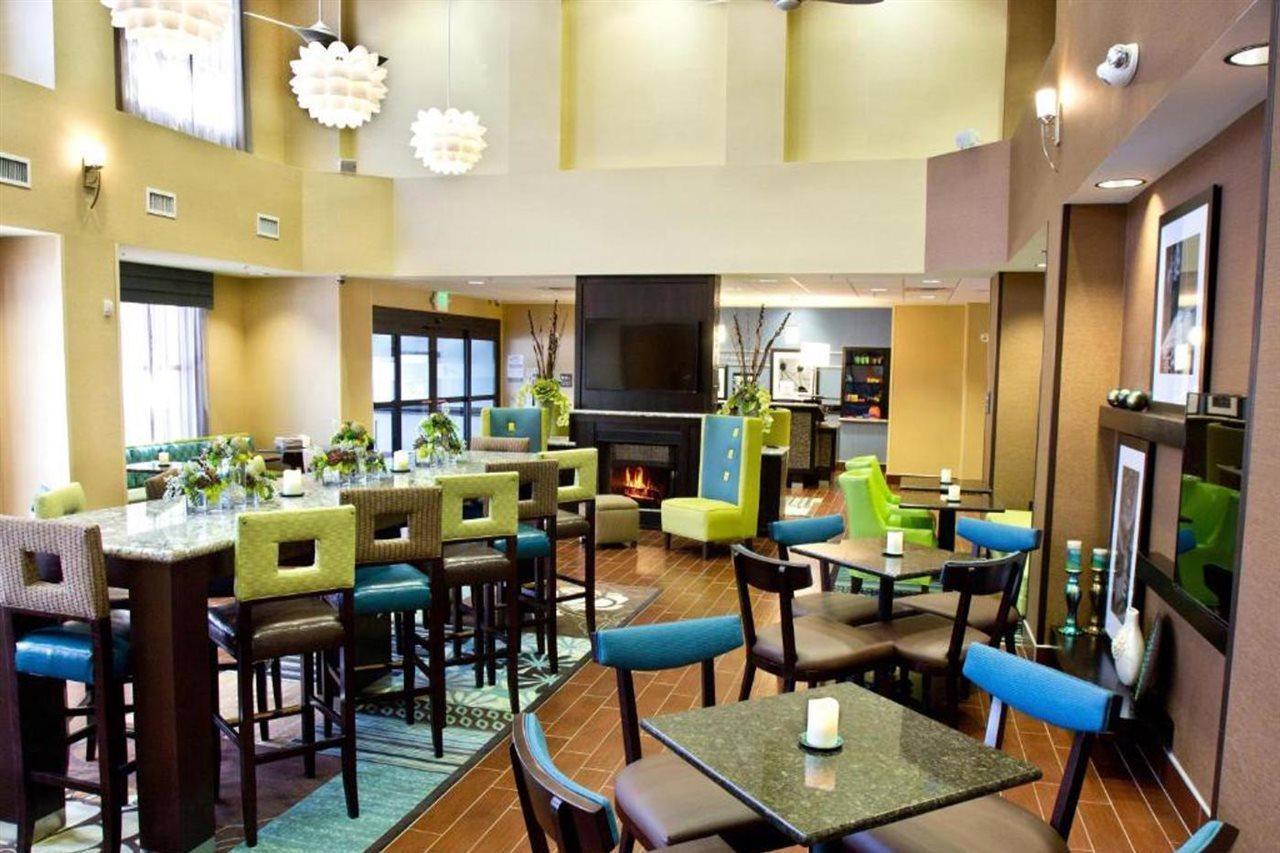 Hampton Inn & Suites Фармингтон Экстерьер фото